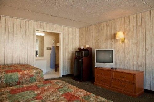 Mount Vernon Inn Sumter Quarto foto